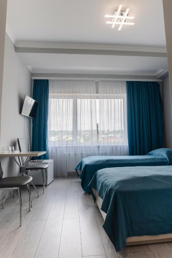 Af Trans Hotel Marshyntsi Eksteriør bilde